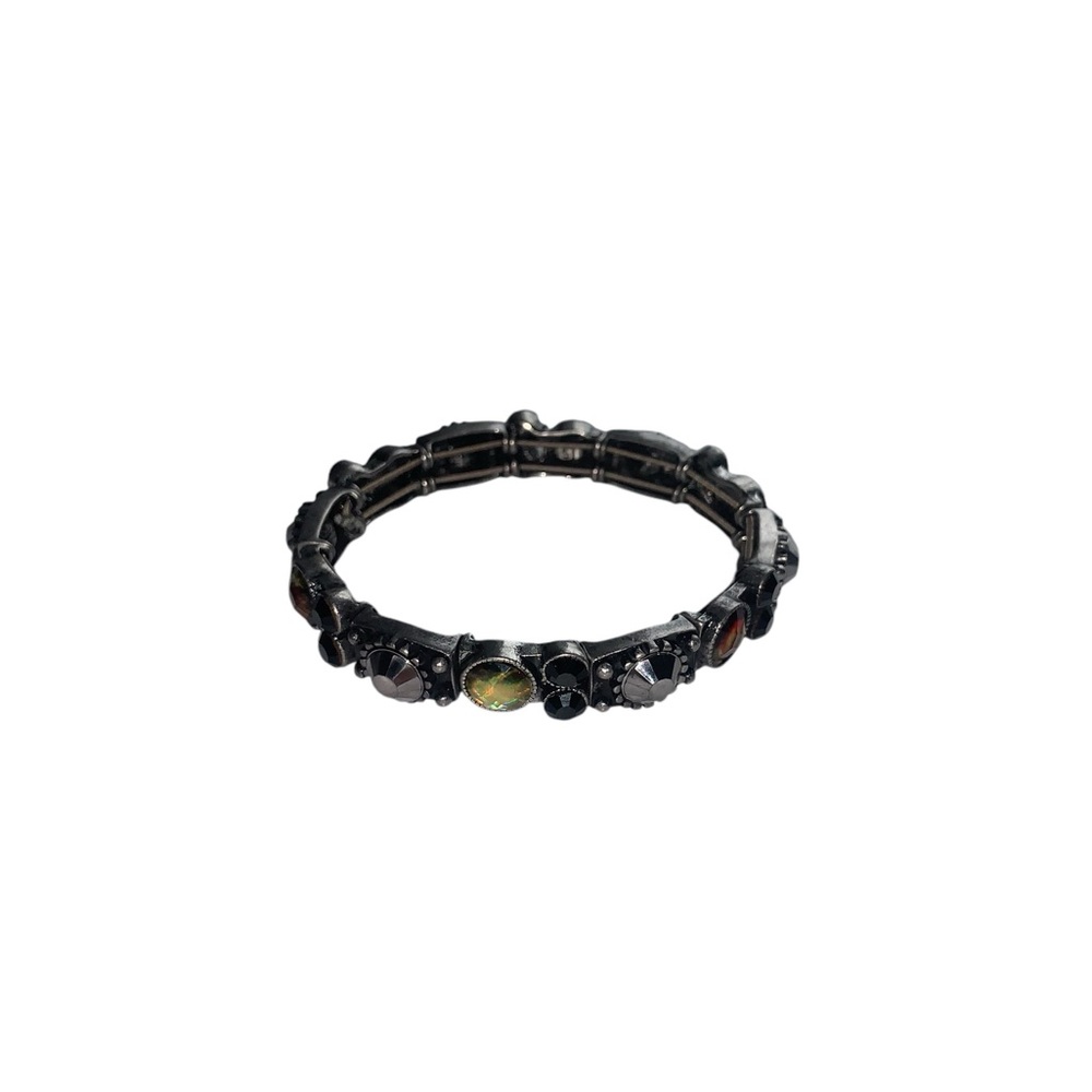 Elegant Black and Silver Bracelet